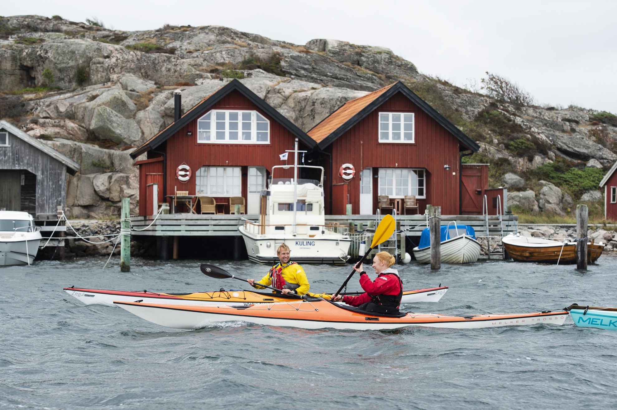 Kayak à Fjällbacka, l'Ouest de la Suède