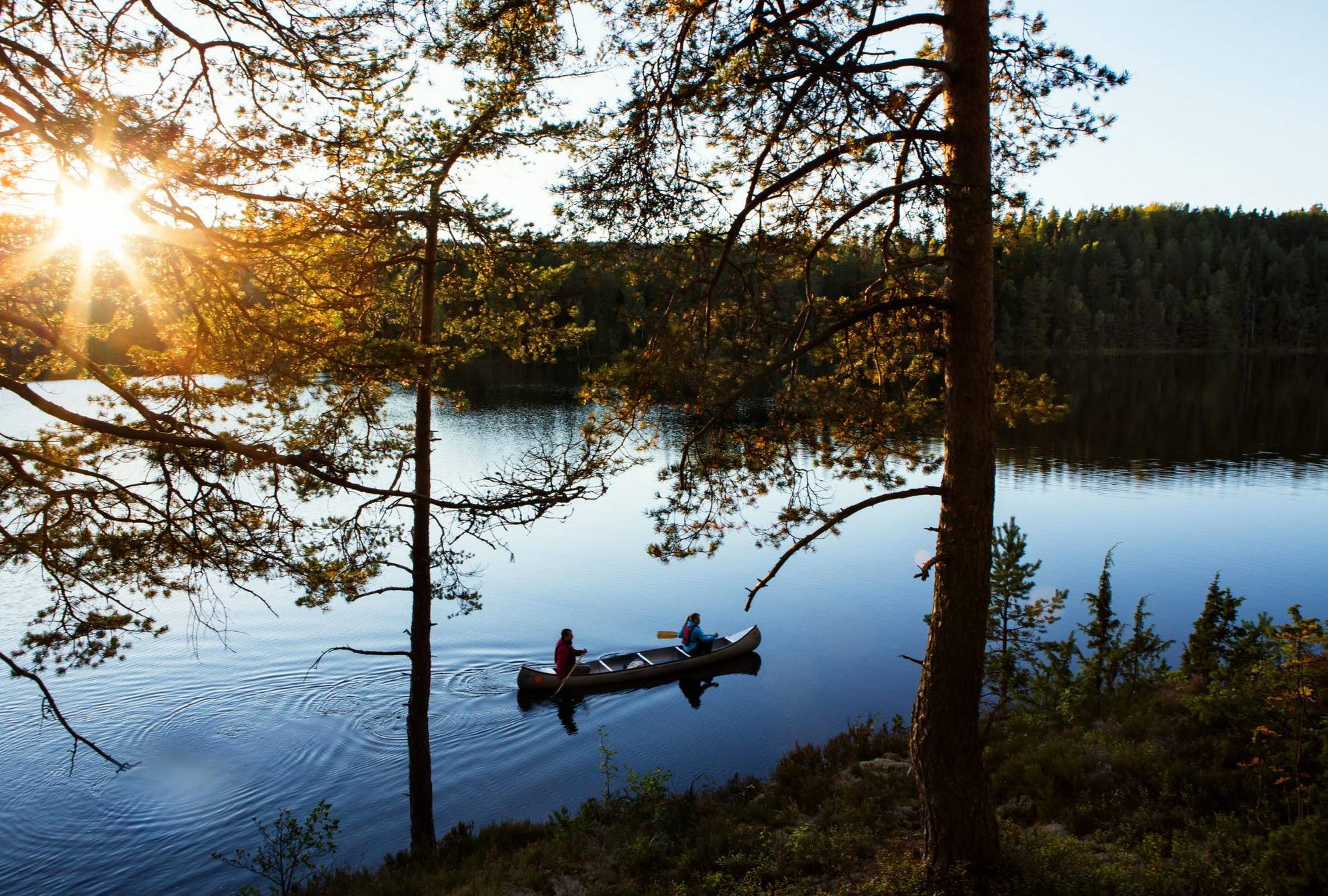 Faire du canoë dans le Dalsland, Ouest de la Suède