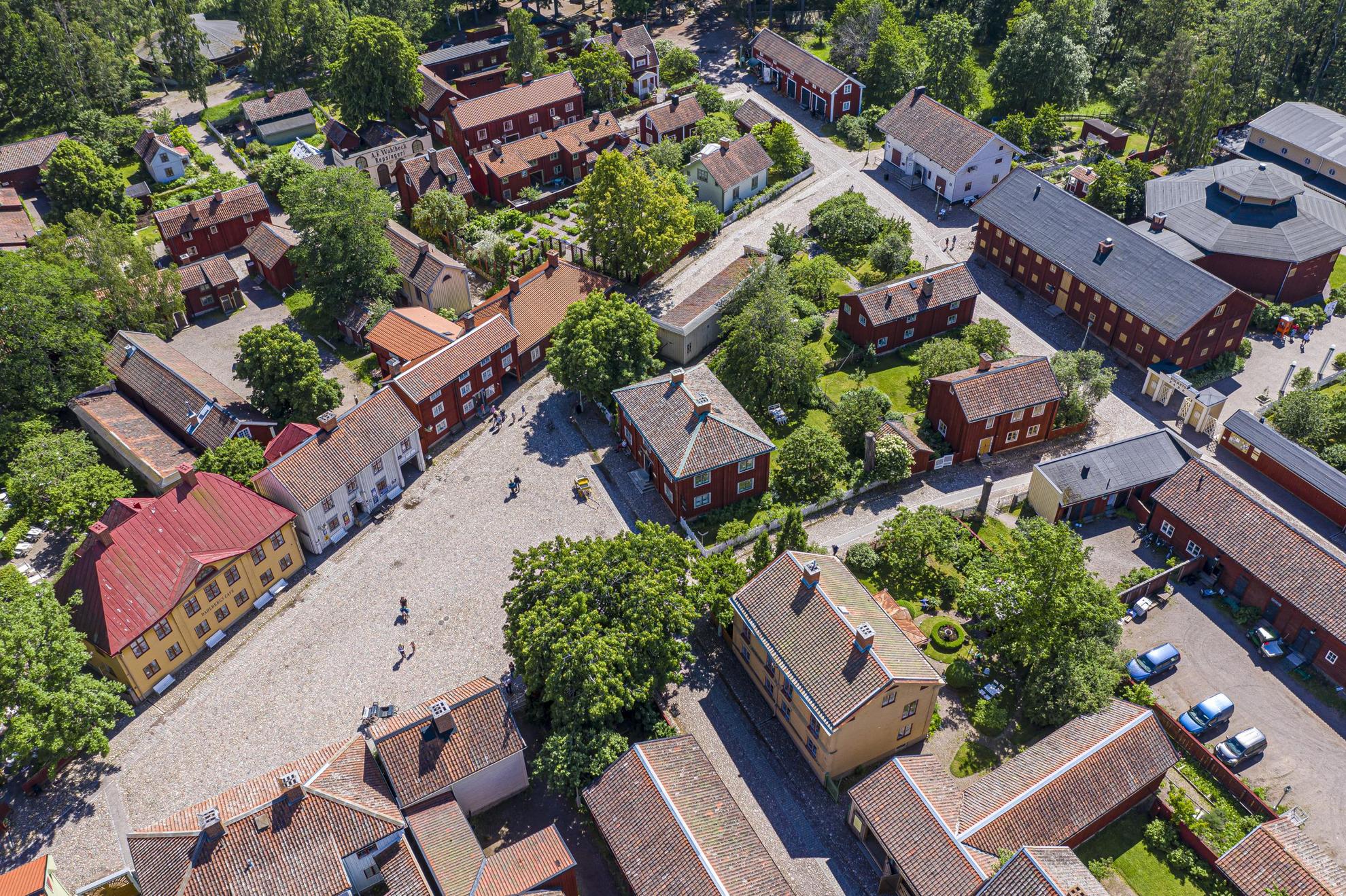 Vue aérienne sur des maisons de la vieille ville de Linköping